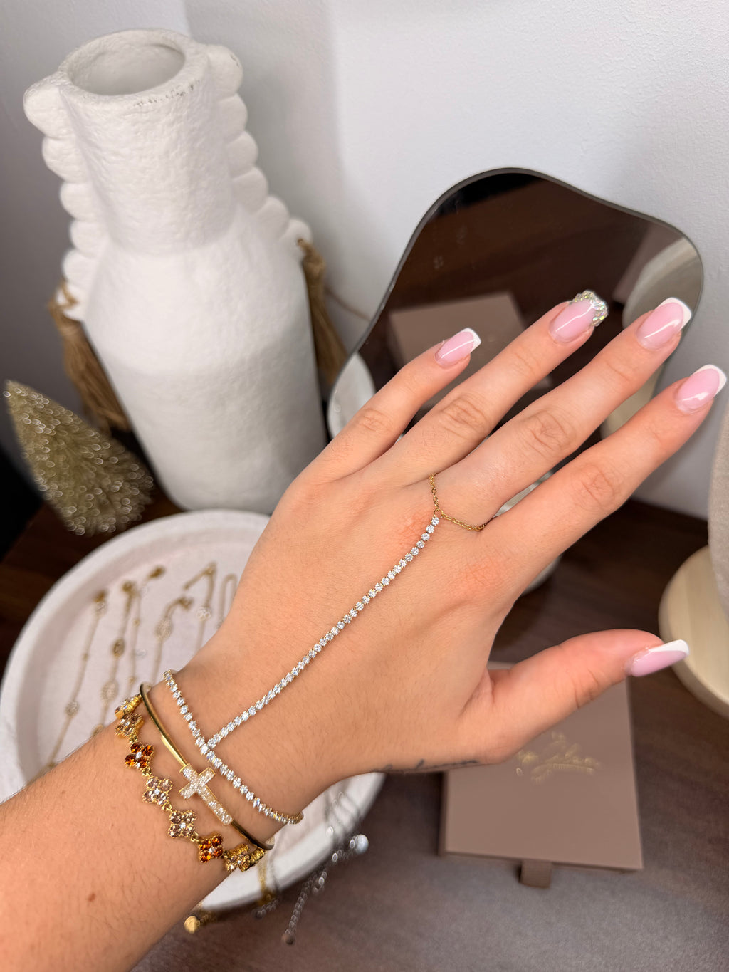 Cadena de mano Hailey