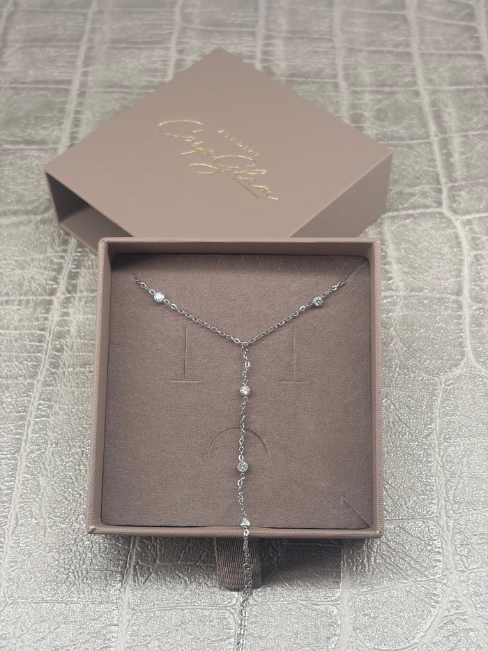 Presley Hand Chain
